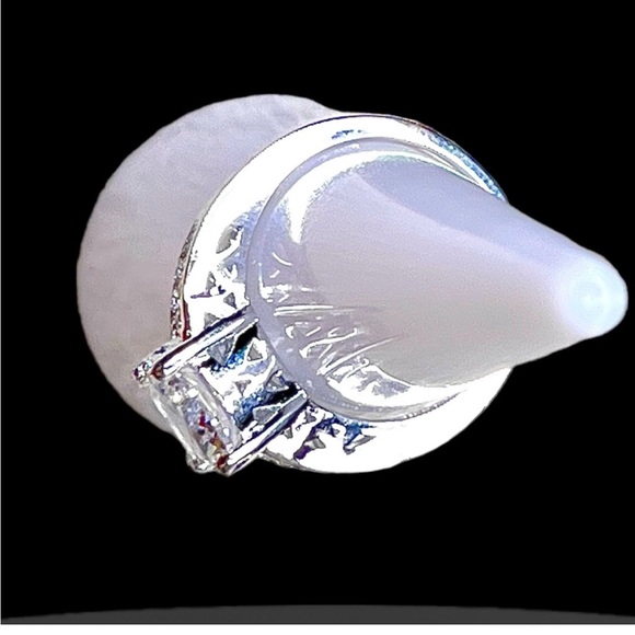 Solitaire Cut Sterling Silver .925 AAA CZ Engagement Ring NWT - Picture 5 of 7